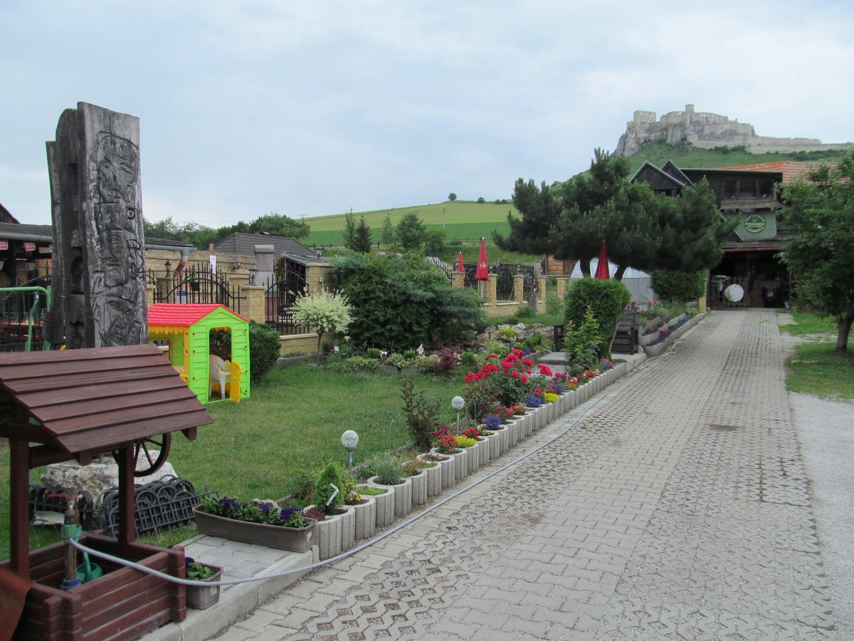 A+S Penzion Podzamok Spišské Podhradie المظهر الخارجي الصورة